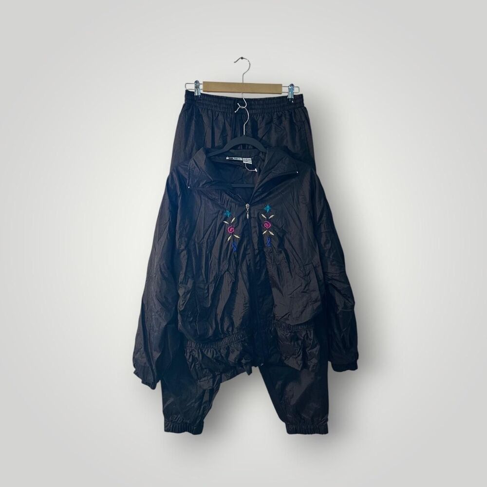 Vintage 90s Bold Spirit Black Windbreaker Track Set Women's Size M Floral Embroi